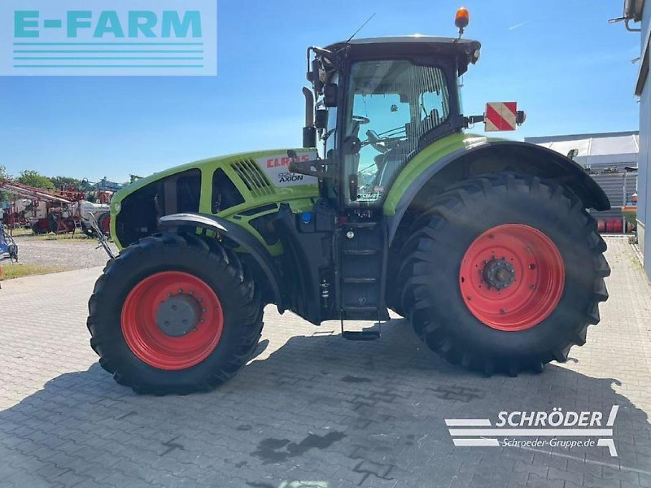 CLAAS axion 920 cmatic - Traktors: foto 4 CLAAS axion 920 cmatic - Traktors: foto 4