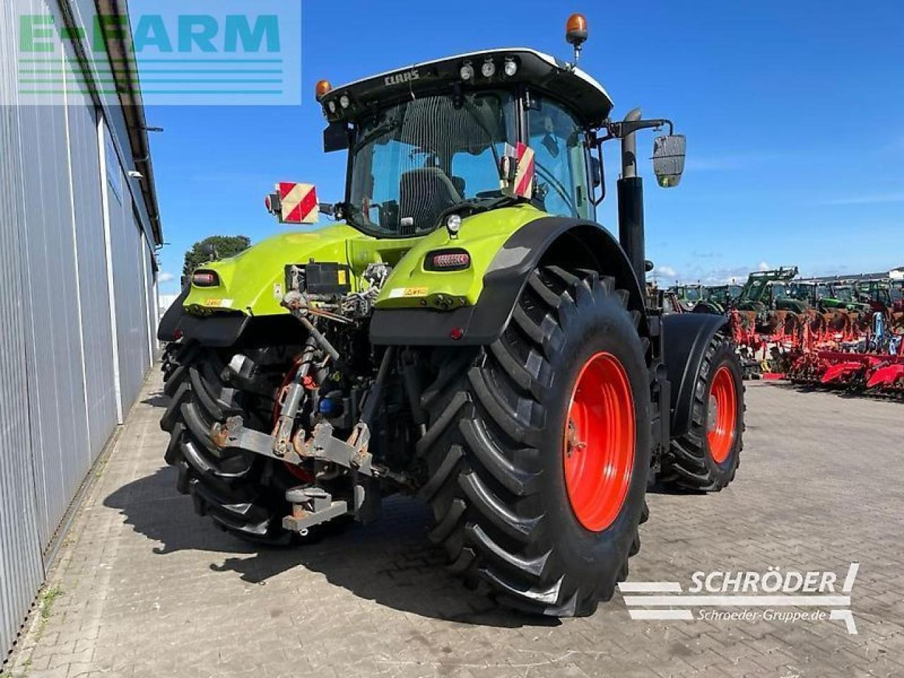 CLAAS axion 920 cmatic - Traktors: foto 3 CLAAS axion 920 cmatic - Traktors: foto 3