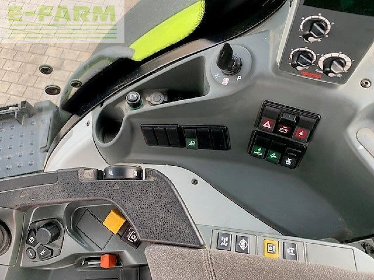 Traktors CLAAS axion 930 cmatic cebis CMATIC CEBIS: foto 13