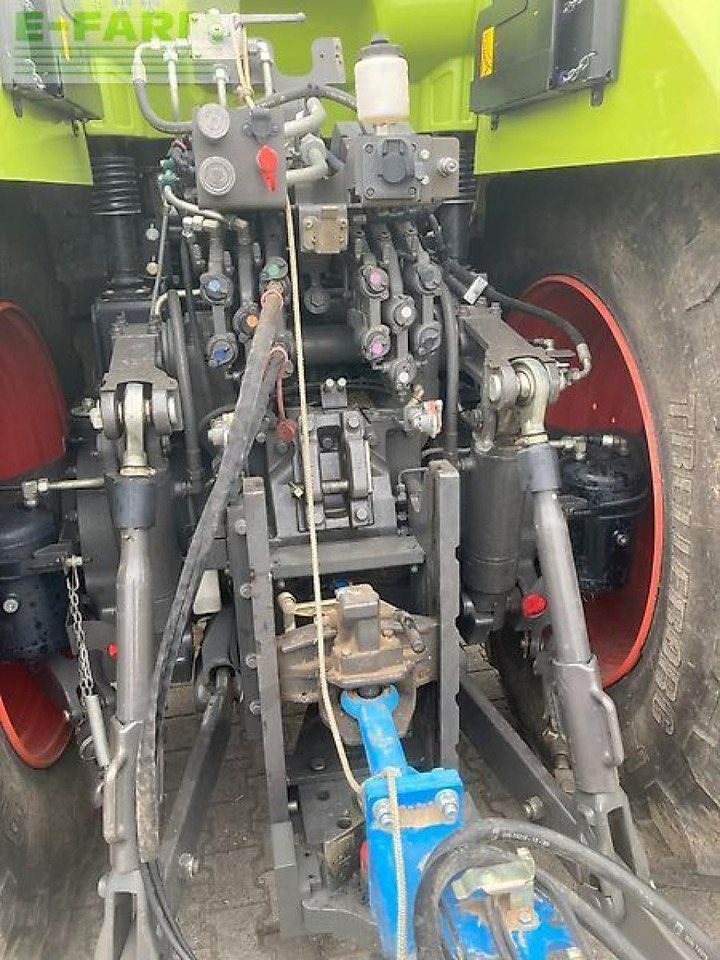 CLAAS axion 950 - Traktors: foto 3 CLAAS axion 950 - Traktors: foto 3