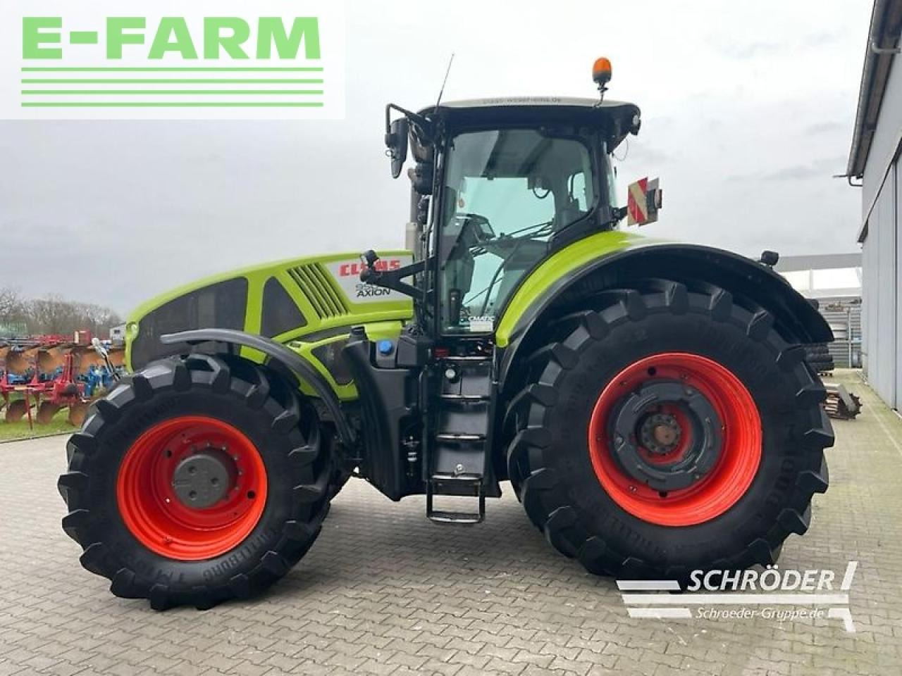 CLAAS axion 950 cmatic rtk - Traktors: foto 4 CLAAS axion 950 cmatic rtk - Traktors: foto 4