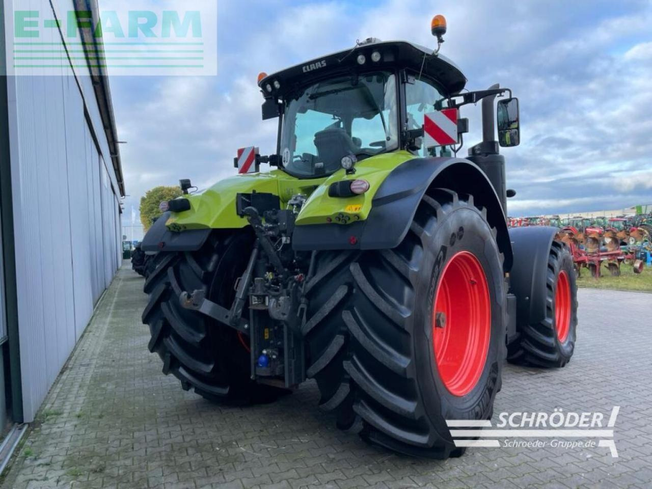 CLAAS axion 960 cmatic + rtk - Traktors: foto 3 CLAAS axion 960 cmatic + rtk - Traktors: foto 3
