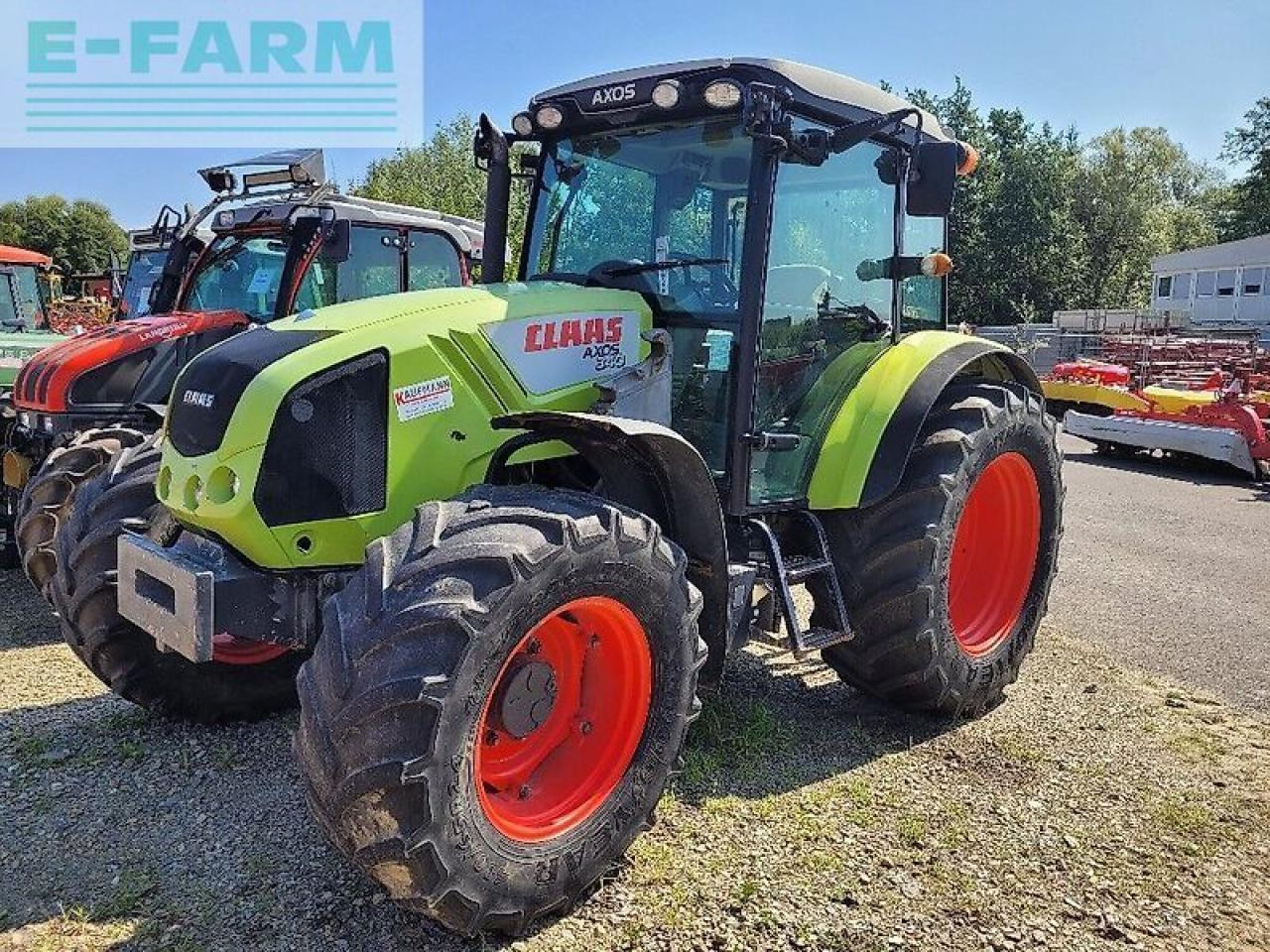 CLAAS axos 340 - Traktors: foto 1 CLAAS axos 340 - Traktors: foto 1