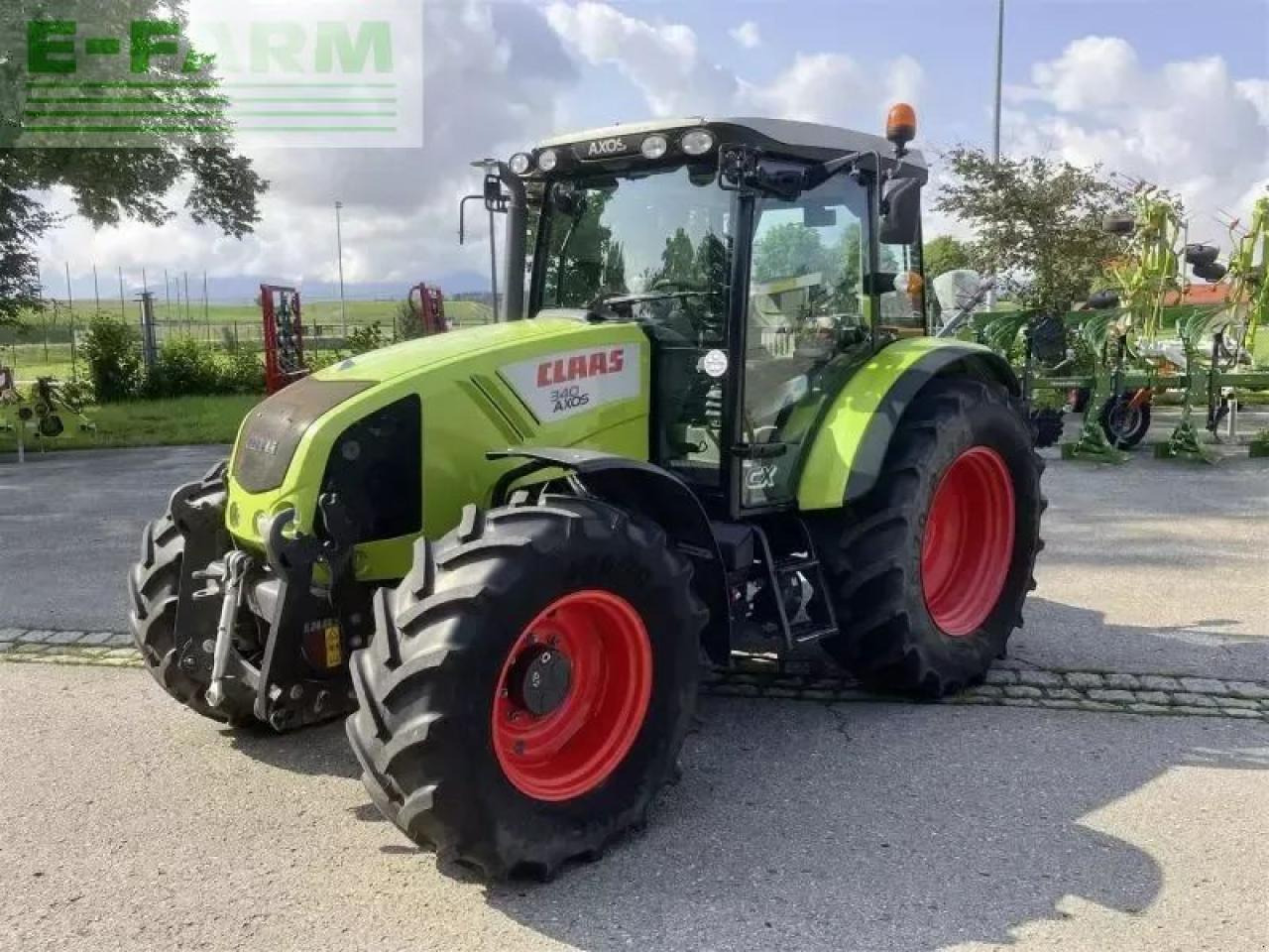CLAAS axos 340 cx CX - Traktors: foto 4 CLAAS axos 340 cx CX - Traktors: foto 4