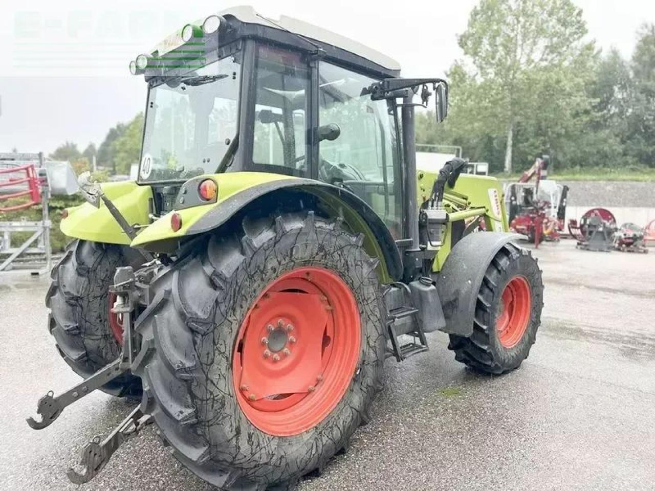 CLAAS axos 340 cx CX - Traktors: foto 4 CLAAS axos 340 cx CX - Traktors: foto 4