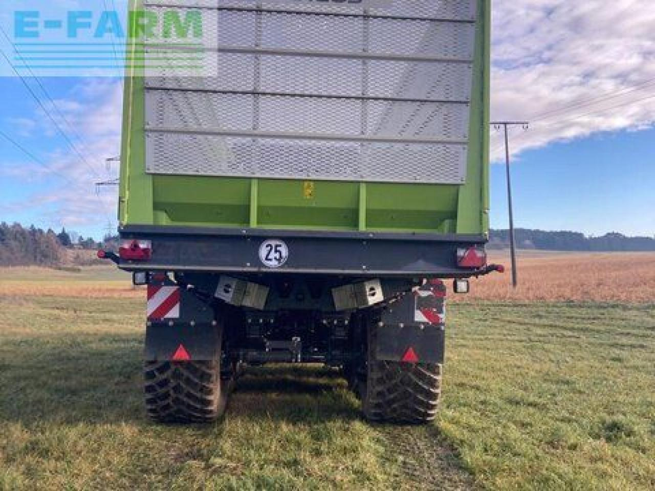 CLAAS cargos 8500 - Lauksaimniecības piekabe-pašizgāzējs: foto 4 CLAAS cargos 8500 - Lauksaimniecības piekabe-pašizgāzējs: foto 4