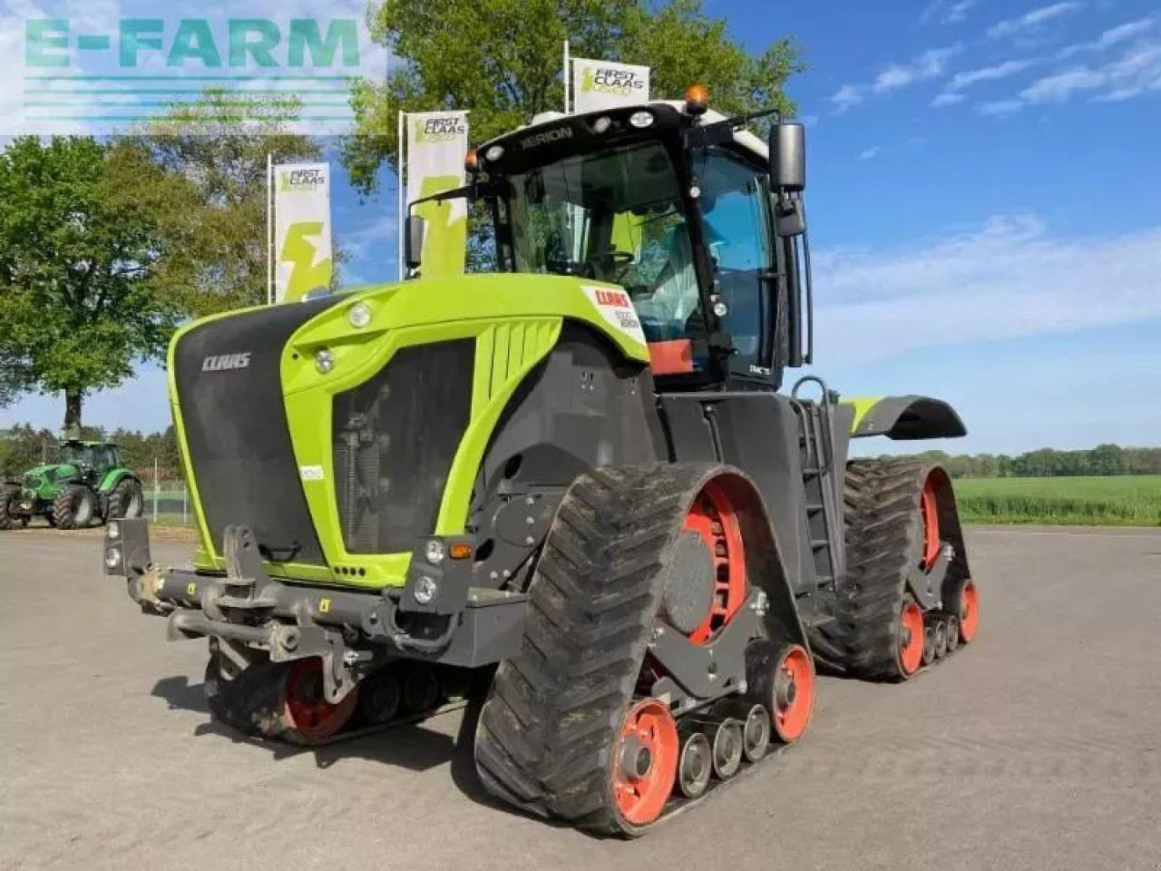 CLAAS claas xerion 5000 trac ts TRAC TS - Traktors: foto 1 CLAAS claas xerion 5000 trac ts TRAC TS - Traktors: foto 1
