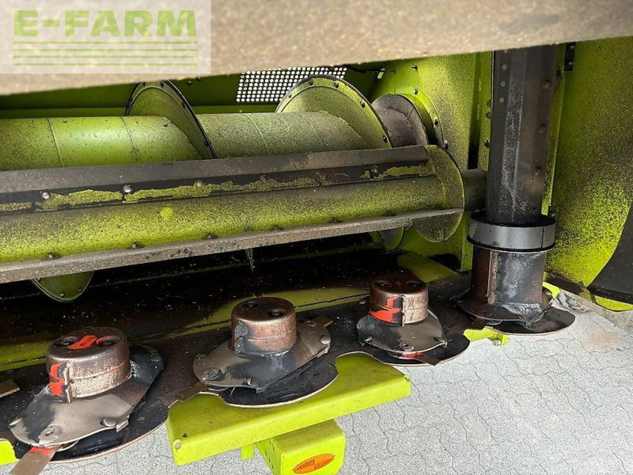 CLAAS direct disc 500 p - Lopbarības kombaina papildaprīkojums: foto 3 CLAAS direct disc 500 p - Lopbarības kombaina papildaprīkojums: foto 3