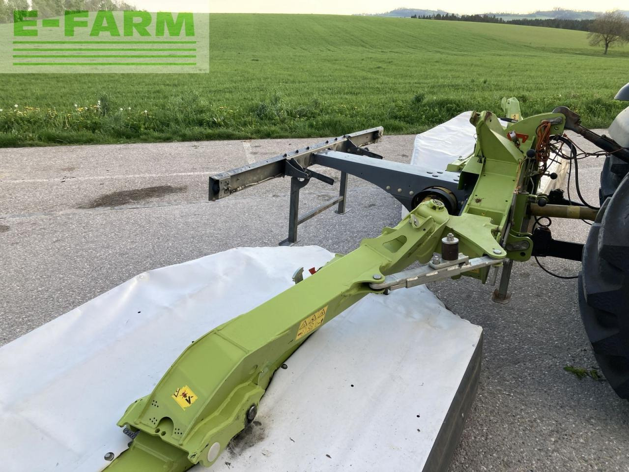 CLAAS disco 8400 contour - Pļāvējs: foto 5 CLAAS disco 8400 contour - Pļāvējs: foto 5