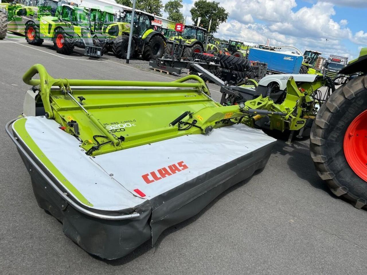 CLAAS disco 9200 c as autoswather + disco 3200 fc prof - Pļāvējs: foto 4 CLAAS disco 9200 c as autoswather + disco 3200 fc prof - Pļāvējs: foto 4