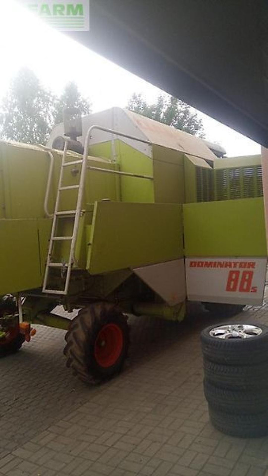CLAAS dominator 88 s - Labības kombains: foto 3 CLAAS dominator 88 s - Labības kombains: foto 3