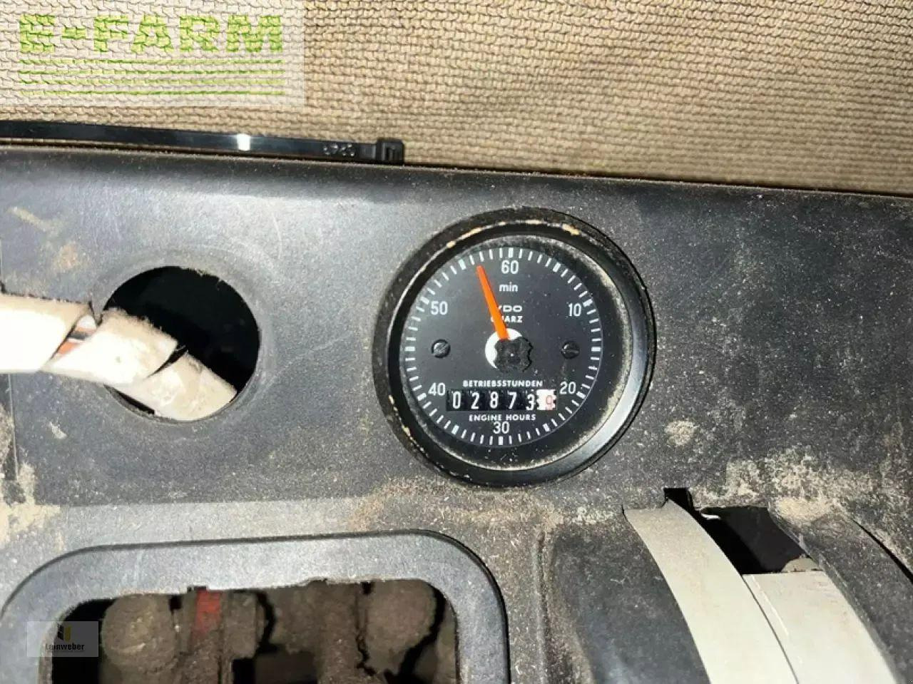 CLAAS dominator 88 s - Labības kombains: foto 5 CLAAS dominator 88 s - Labības kombains: foto 5