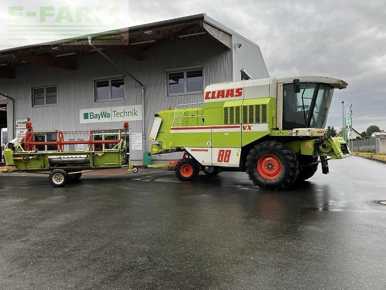 CLAAS dominator 88 vx - Labības kombains: foto 2 CLAAS dominator 88 vx - Labības kombains: foto 2