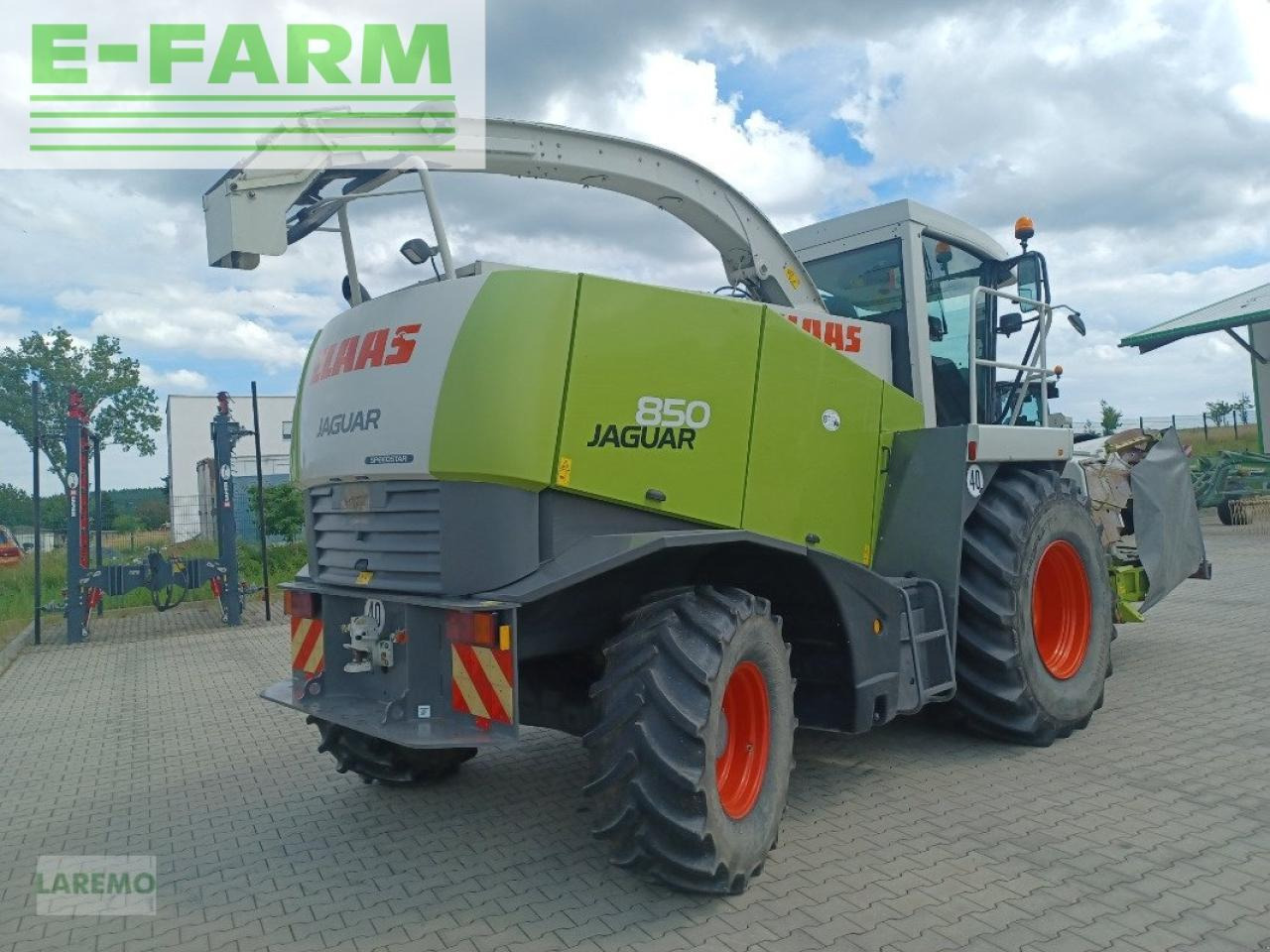 CLAAS jaguar 850 speedstar - 4-trac - Lopbarības kombains: foto 4 CLAAS jaguar 850 speedstar - 4-trac - Lopbarības kombains: foto 4