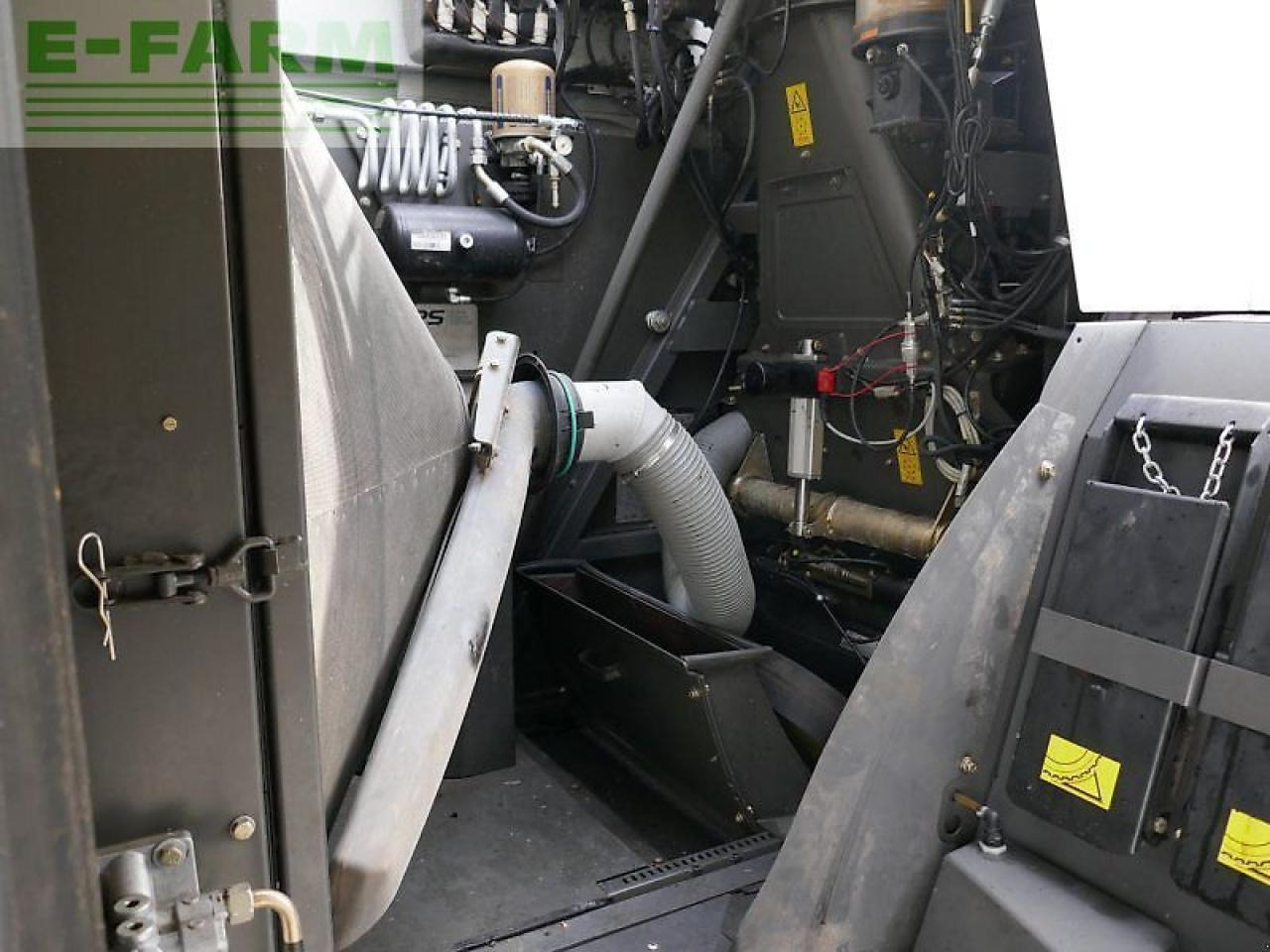 Lopbarības kombains CLAAS jaguar 930: foto 8