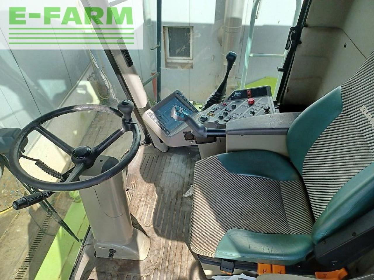 CLAAS lexion 440 - Labības kombains: foto 5 CLAAS lexion 440 - Labības kombains: foto 5