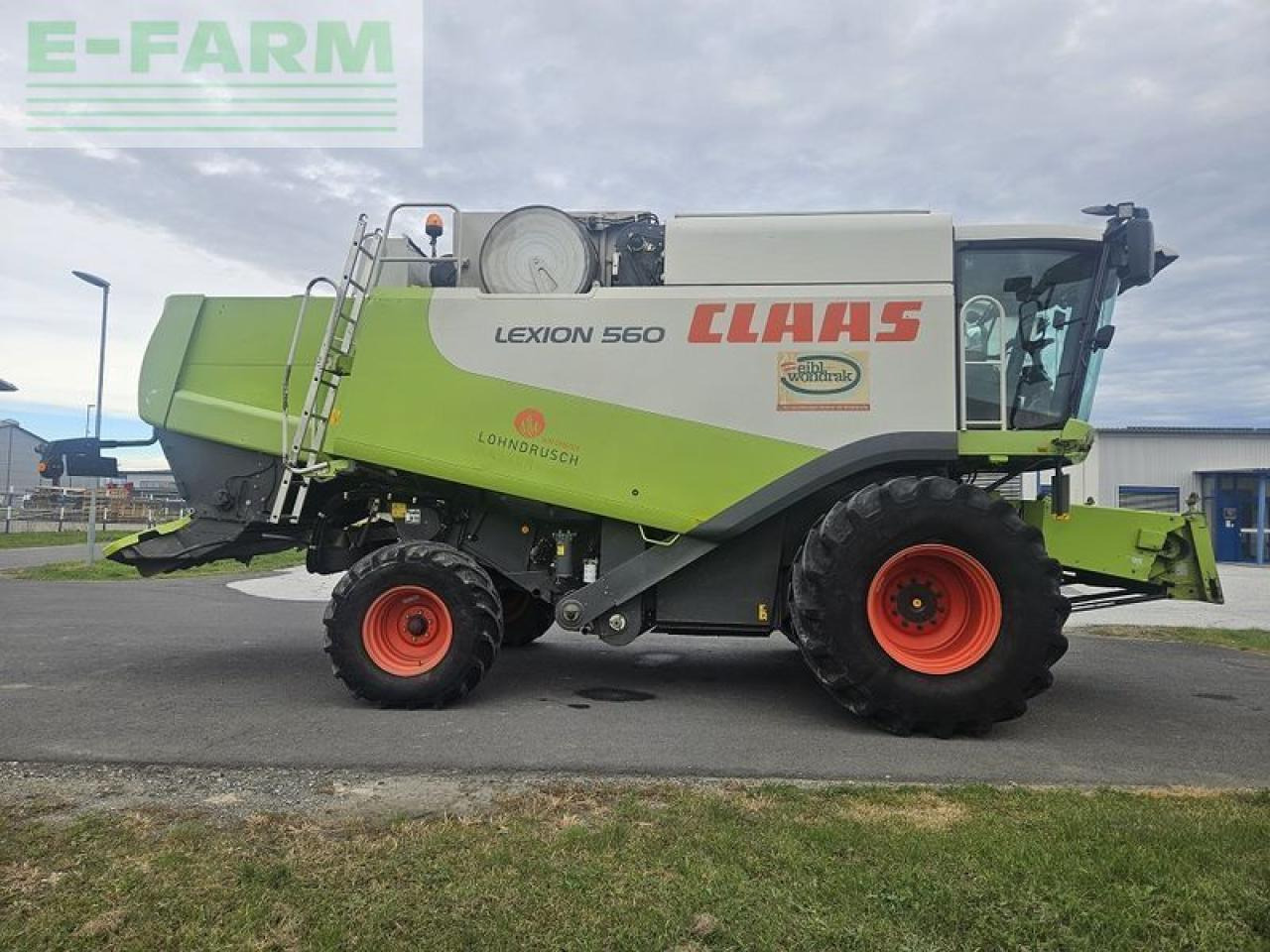 CLAAS lexion 560 - Labības kombains: foto 4 CLAAS lexion 560 - Labības kombains: foto 4