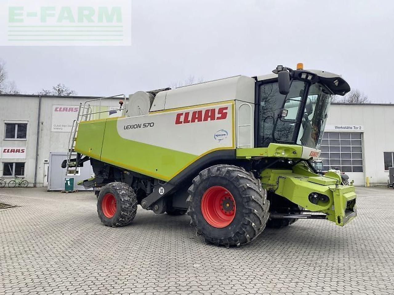 CLAAS lexion 570 4 wd - Labības kombains: foto 1 CLAAS lexion 570 4 wd - Labības kombains: foto 1