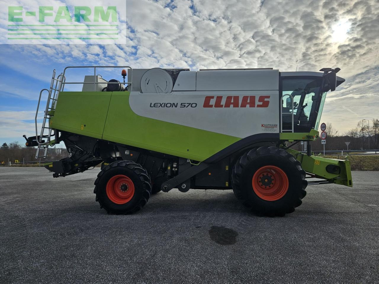 CLAAS lexion 570 - Labības kombains: foto 4 CLAAS lexion 570 - Labības kombains: foto 4
