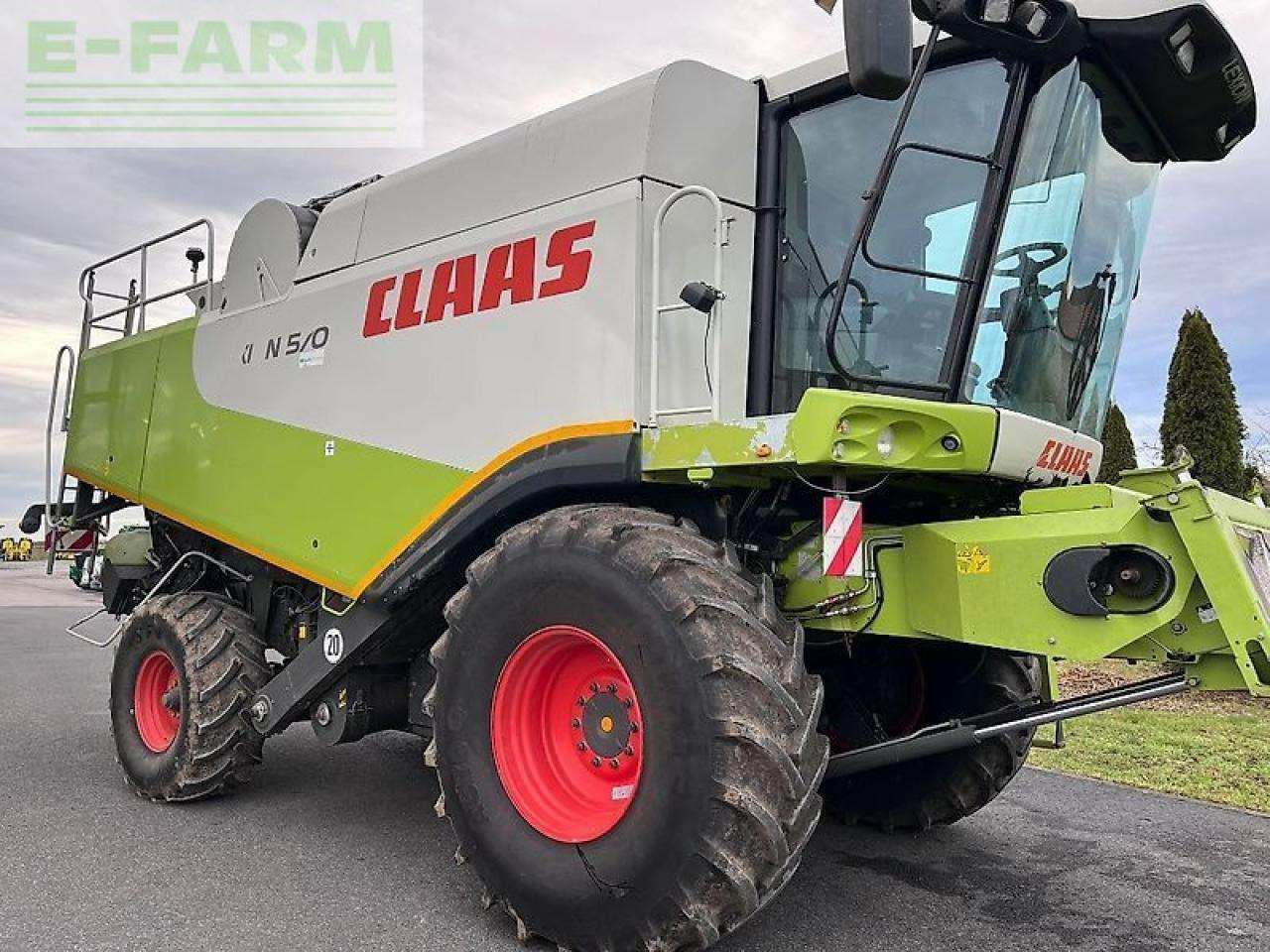 CLAAS lexion 570 - Labības kombains: foto 2 CLAAS lexion 570 - Labības kombains: foto 2