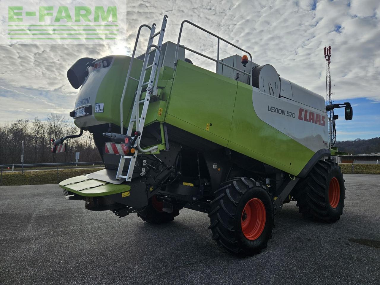 CLAAS lexion 570 - Labības kombains: foto 5 CLAAS lexion 570 - Labības kombains: foto 5