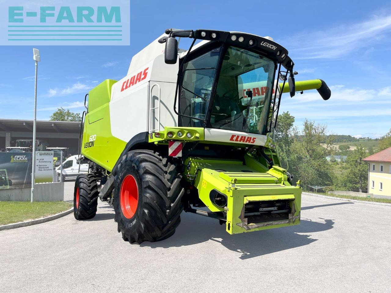 CLAAS lexion 620 - Labības kombains: foto 1 CLAAS lexion 620 - Labības kombains: foto 1
