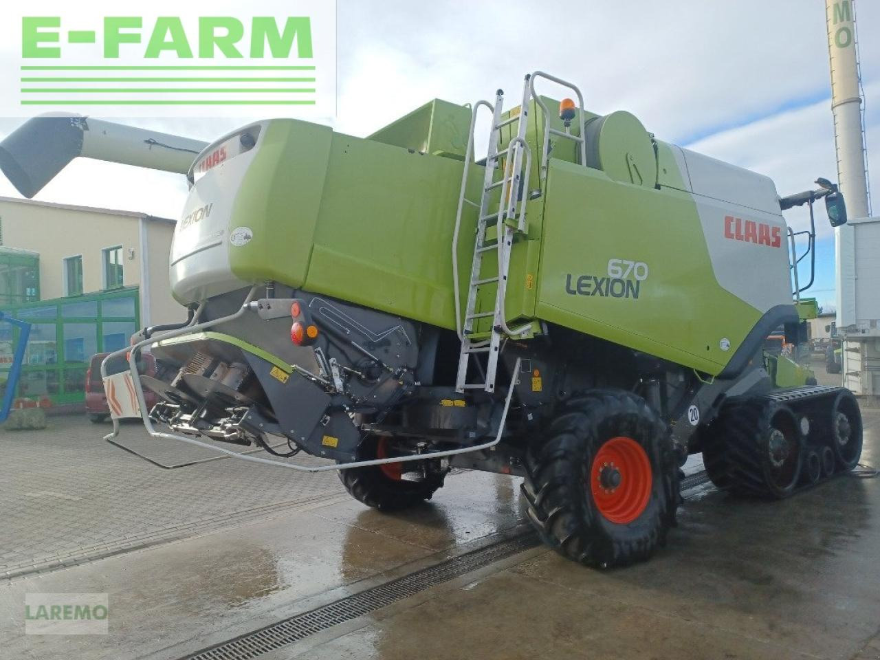 CLAAS lexion 670 tt terratrac v 900 - Labības kombains: foto 3 CLAAS lexion 670 tt terratrac v 900 - Labības kombains: foto 3