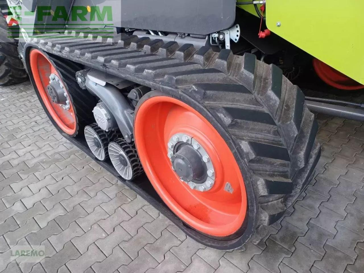 CLAAS lexion 6900 terratrac + vario v 930 - Labības kombains: foto 3 CLAAS lexion 6900 terratrac + vario v 930 - Labības kombains: foto 3