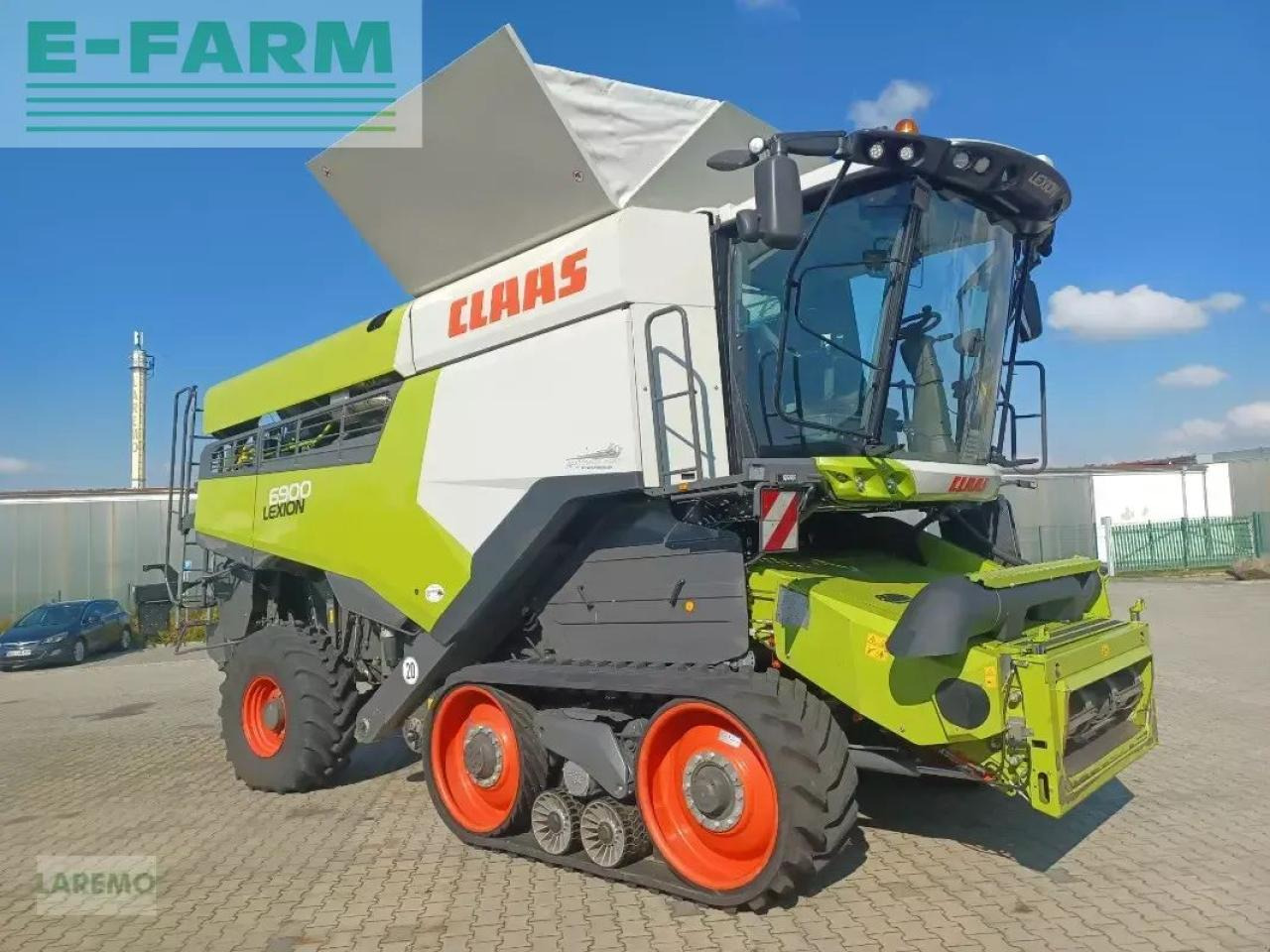 CLAAS lexion 6900 tt terra trac + v 930 - Labības kombains: foto 1 CLAAS lexion 6900 tt terra trac + v 930 - Labības kombains: foto 1
