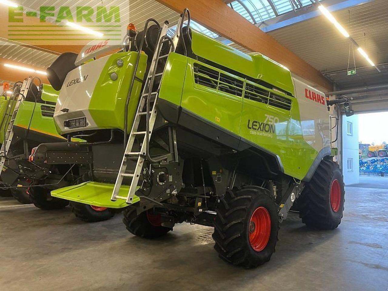 CLAAS lexion 750 - Labības kombains: foto 4 CLAAS lexion 750 - Labības kombains: foto 4