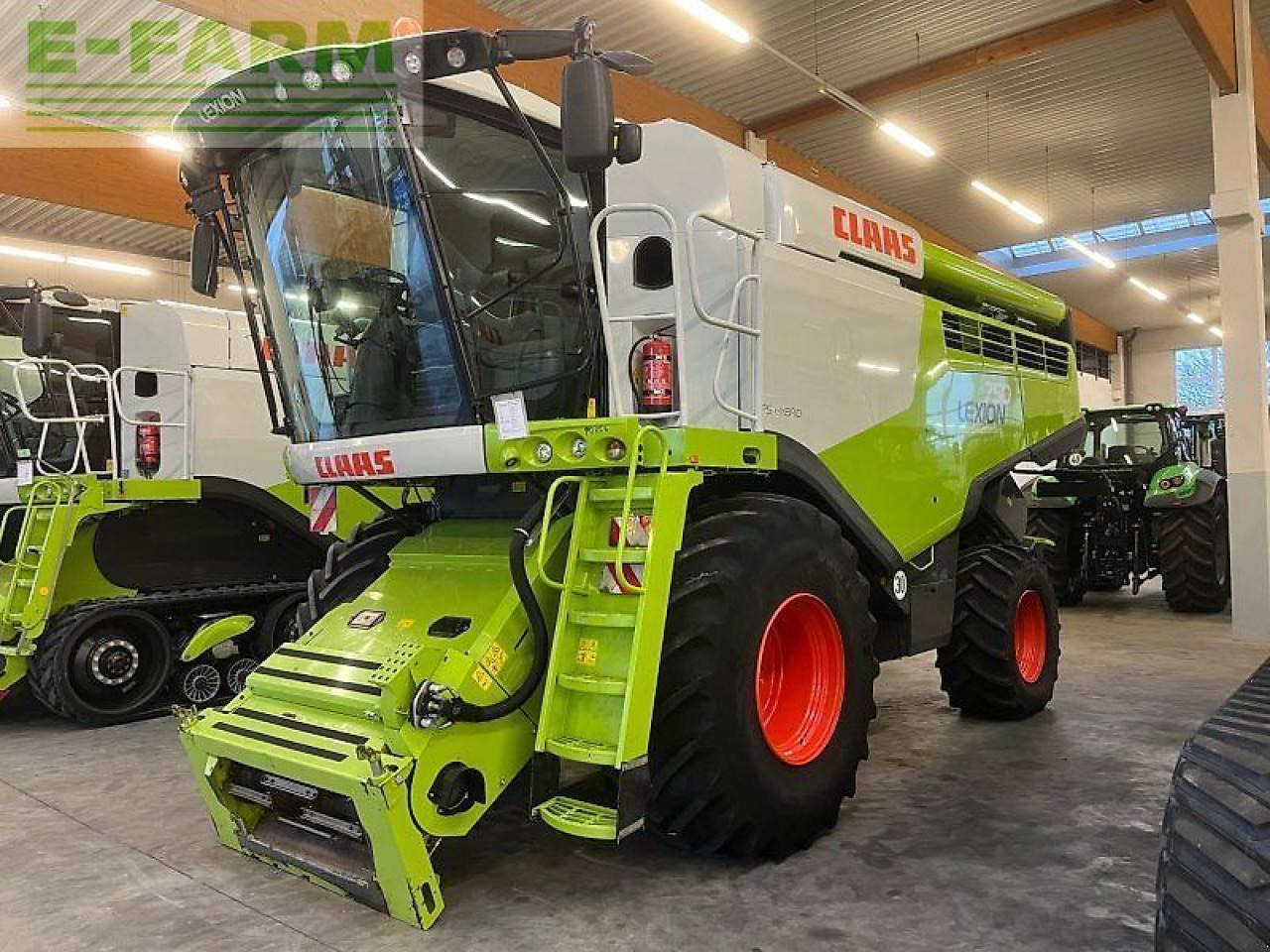 CLAAS lexion 750 - Labības kombains: foto 1 CLAAS lexion 750 - Labības kombains: foto 1