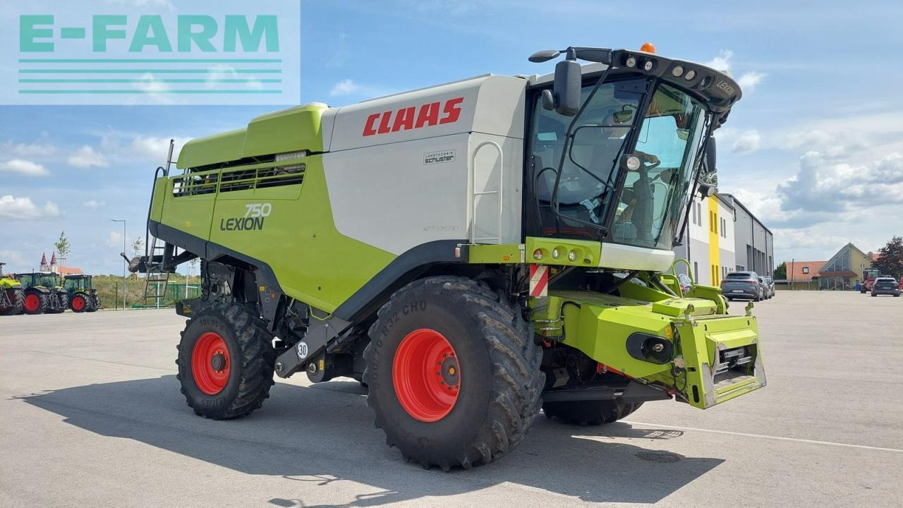CLAAS lexion 750 (stage iv) - Labības kombains: foto 1 CLAAS lexion 750 (stage iv) - Labības kombains: foto 1