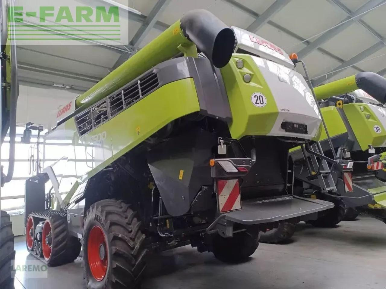 CLAAS lexion 7500 terra trac - Labības kombains: foto 2 CLAAS lexion 7500 terra trac - Labības kombains: foto 2