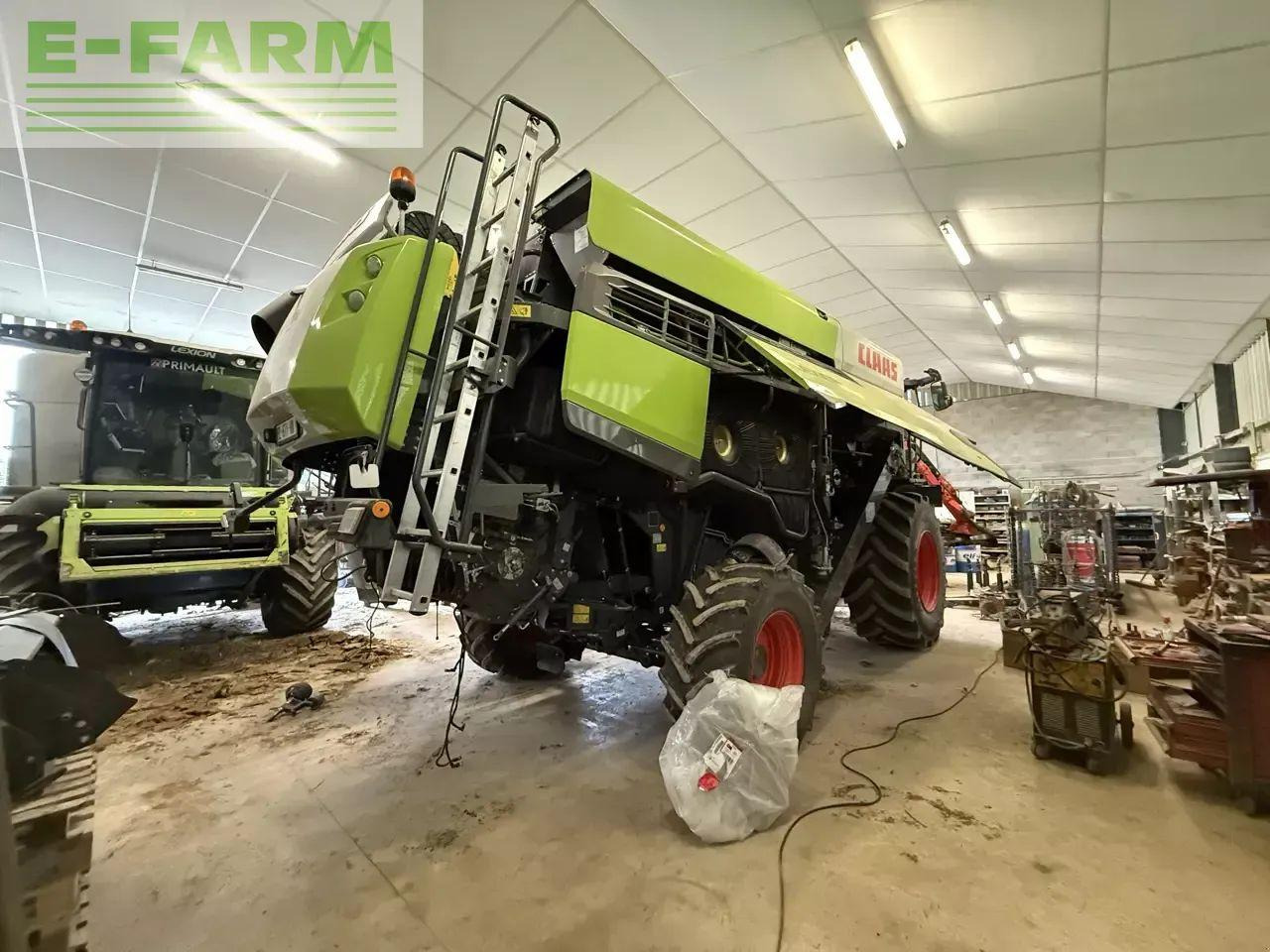 CLAAS lexion 7600 - Labības kombains: foto 3 CLAAS lexion 7600 - Labības kombains: foto 3
