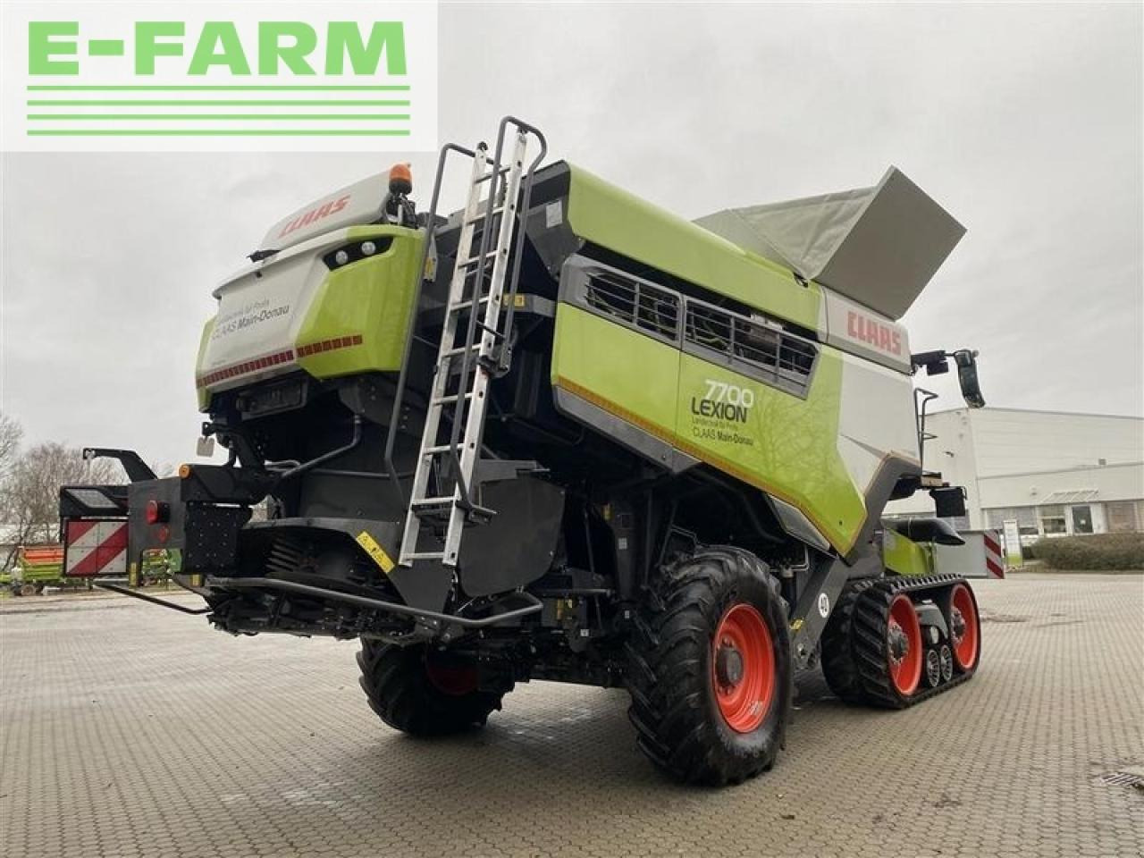 CLAAS lexion 7700 tt m. finanzierung - Labības kombains: foto 4 CLAAS lexion 7700 tt m. finanzierung - Labības kombains: foto 4