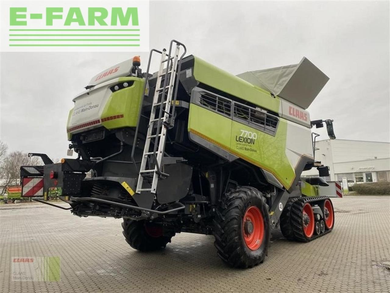 CLAAS lexion 7700 tt m. finanzierung - Labības kombains: foto 4 CLAAS lexion 7700 tt m. finanzierung - Labības kombains: foto 4