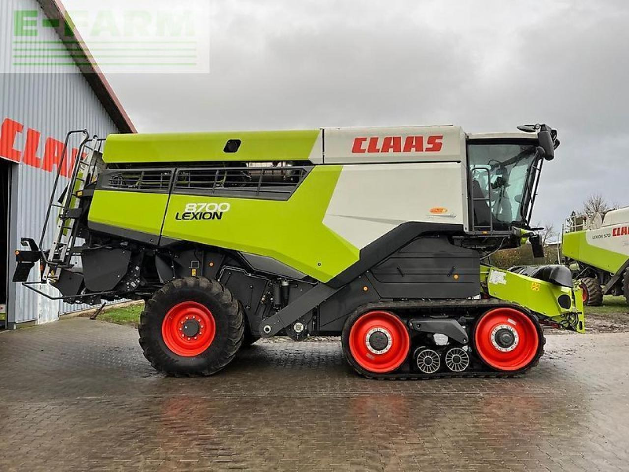CLAAS lexion 8700 tt - Labības kombains: foto 4 CLAAS lexion 8700 tt - Labības kombains: foto 4