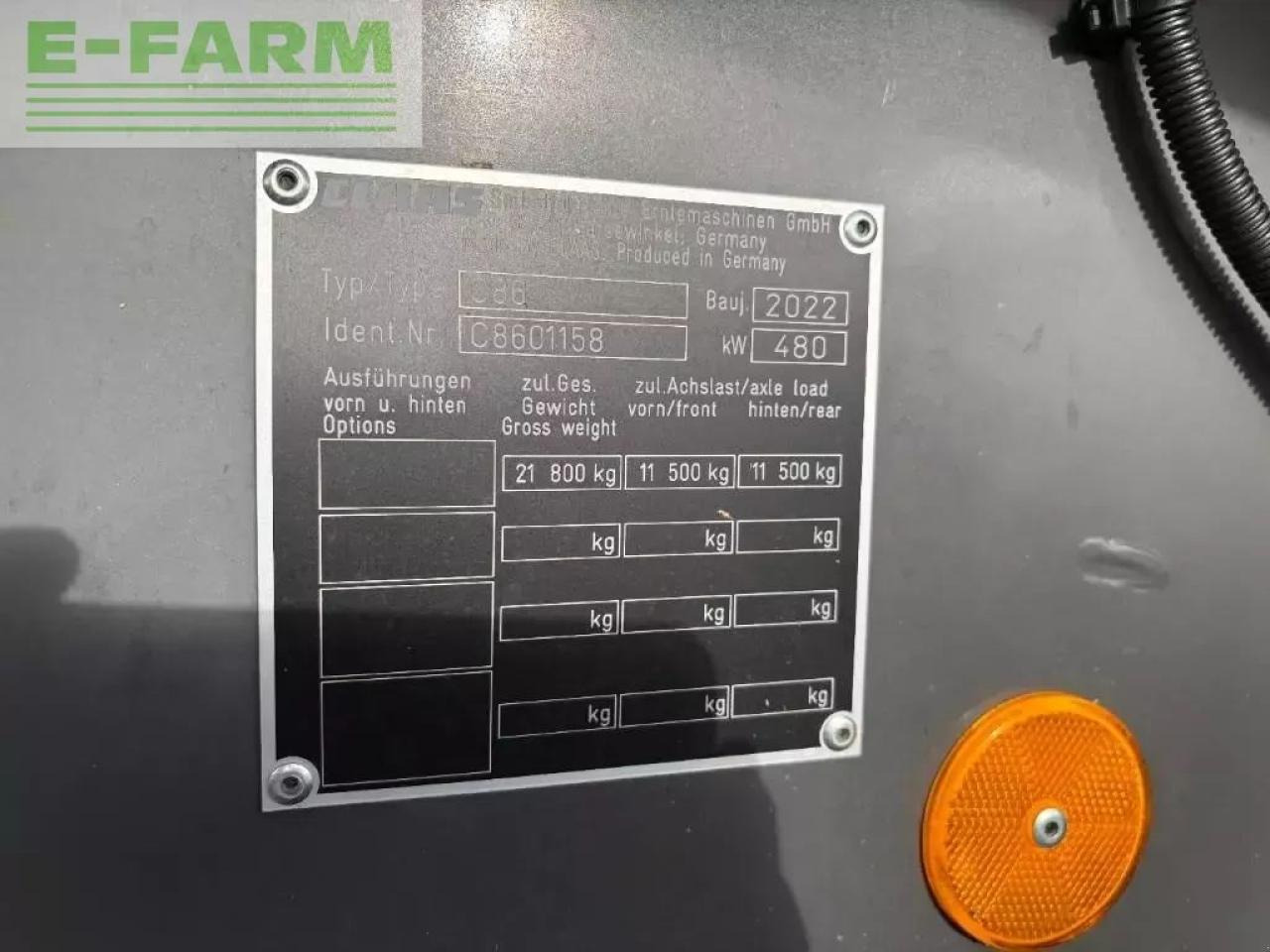 Labības kombains CLAAS lexion 8800 4wd: foto 12 Labības kombains CLAAS lexion 8800 4wd: foto 12