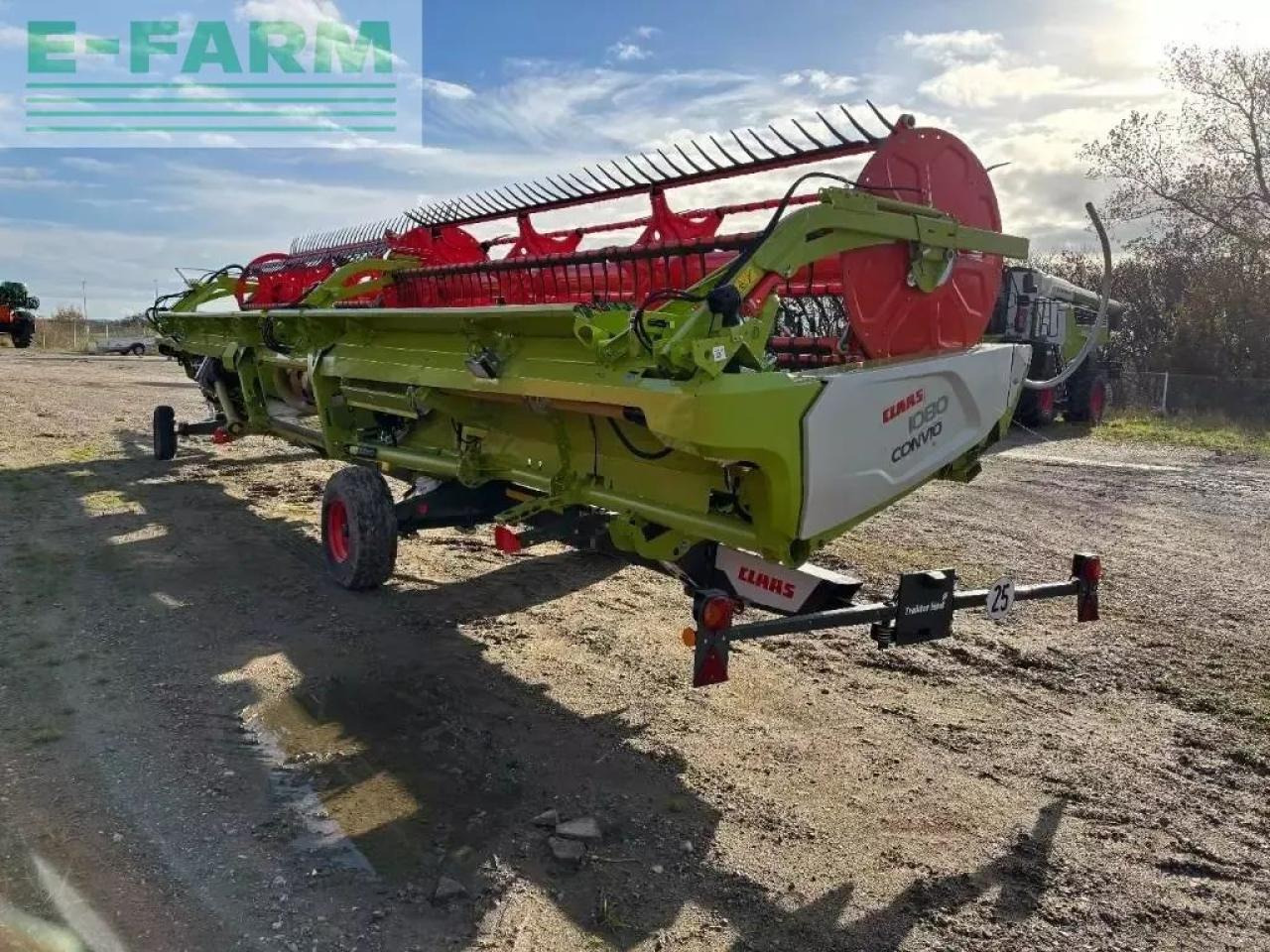 Labības kombains CLAAS lexion 8800 4wd: foto 19 Labības kombains CLAAS lexion 8800 4wd: foto 19