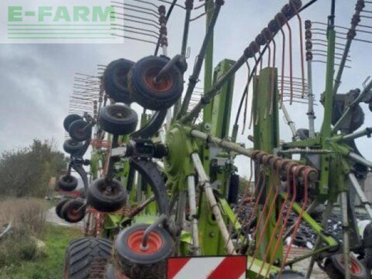 CLAAS liner 4800 business hhv - Vālotājs/ Ārdītājs: foto 2 CLAAS liner 4800 business hhv - Vālotājs/ Ārdītājs: foto 2