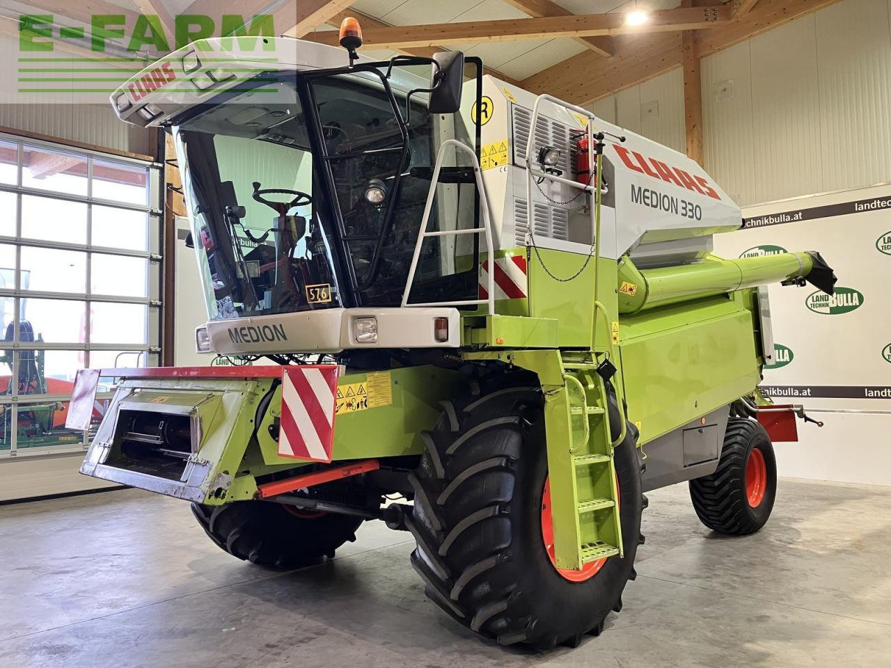 CLAAS medion 330 - Labības kombains: foto 1 CLAAS medion 330 - Labības kombains: foto 1