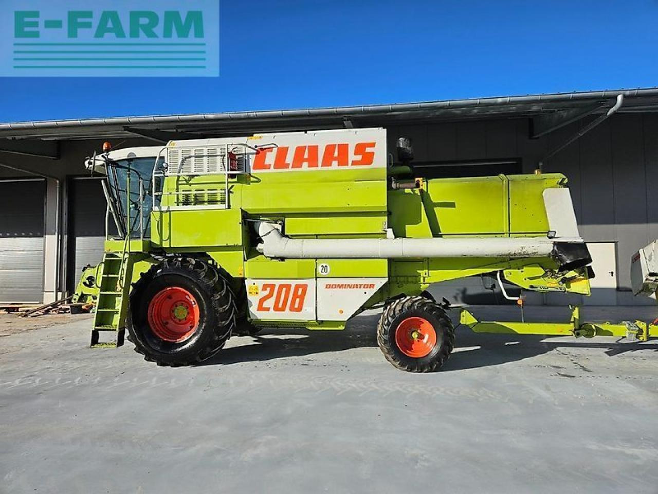 CLAAS mega 208 "gepflegte maschine" inzahlungnahme möglich - Labības kombains: foto 3 CLAAS mega 208 "gepflegte maschine" inzahlungnahme möglich - Labības kombains: foto 3
