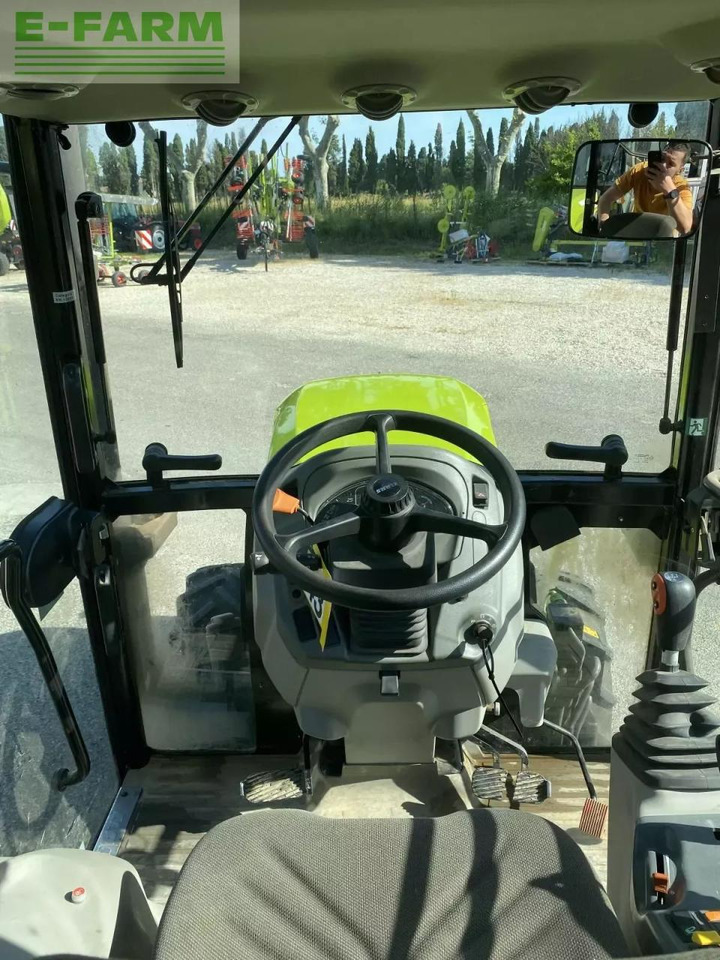 CLAAS nexos 230 m tradition - Traktors: foto 5 CLAAS nexos 230 m tradition - Traktors: foto 5