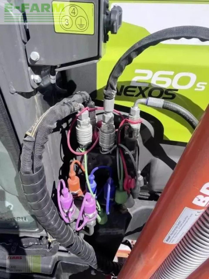 CLAAS nexos 260 s 0% finanzierung - Traktors: foto 5 CLAAS nexos 260 s 0% finanzierung - Traktors: foto 5