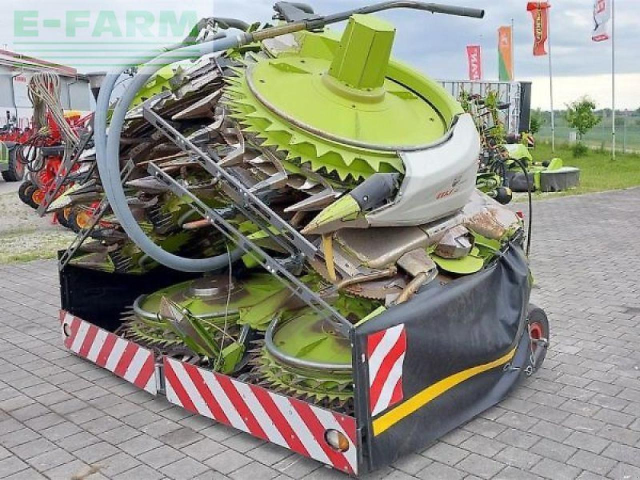 CLAAS orbis 900 - Lopbarības kombaina papildaprīkojums: foto 2 CLAAS orbis 900 - Lopbarības kombaina papildaprīkojums: foto 2