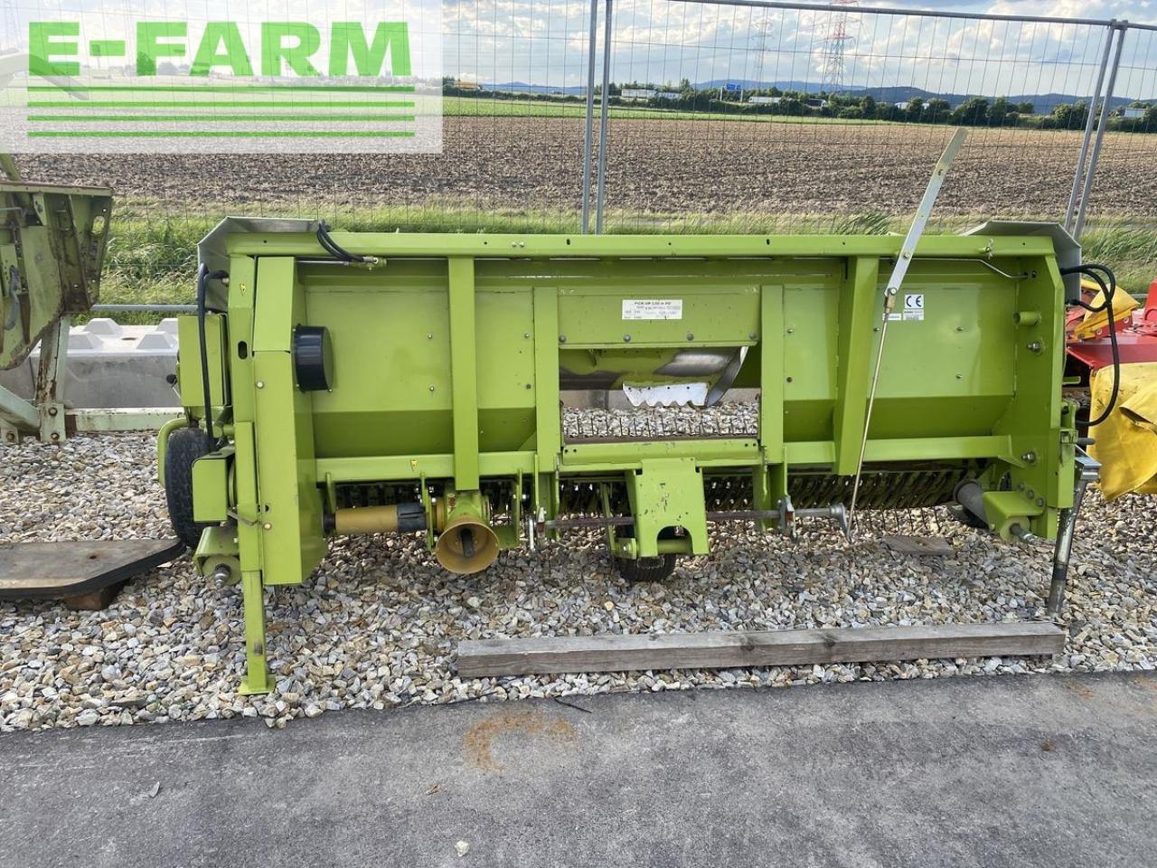 CLAAS pu 300 hd - Lopbarības kombaina papildaprīkojums: foto 2 CLAAS pu 300 hd - Lopbarības kombaina papildaprīkojums: foto 2