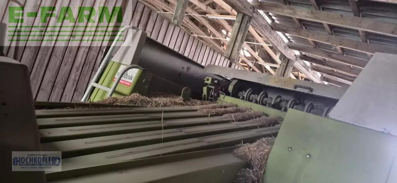 CLAAS quadrant 2200 rc - Kīpu prese: foto 2 CLAAS quadrant 2200 rc - Kīpu prese: foto 2