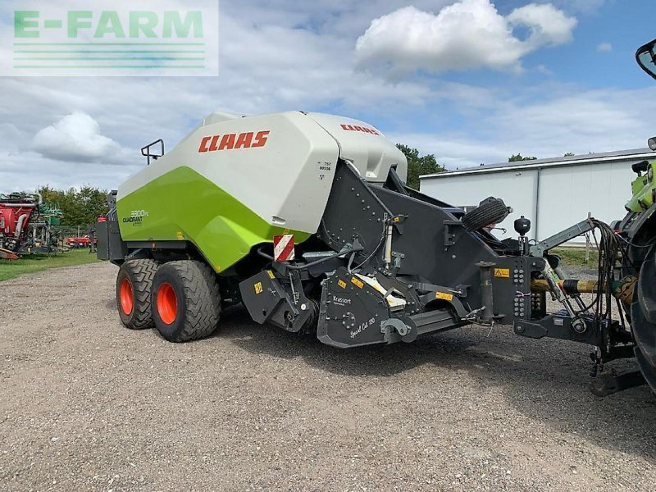 CLAAS quadrant 3300 - Kīpu prese: foto 1 CLAAS quadrant 3300 - Kīpu prese: foto 1