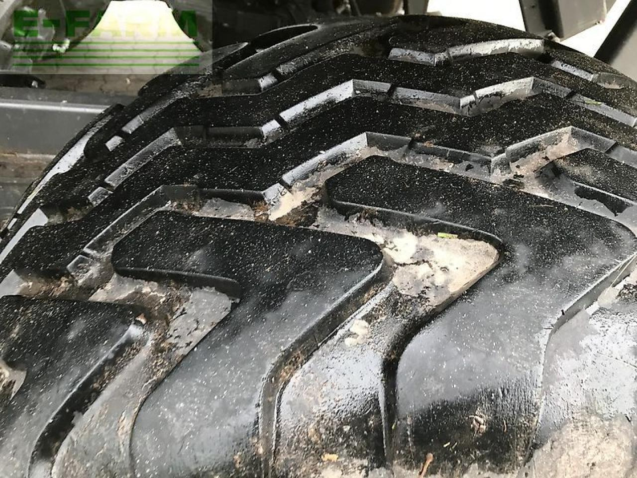 CLAAS quadrant 5300 fc - Kīpu prese: foto 4 CLAAS quadrant 5300 fc - Kīpu prese: foto 4