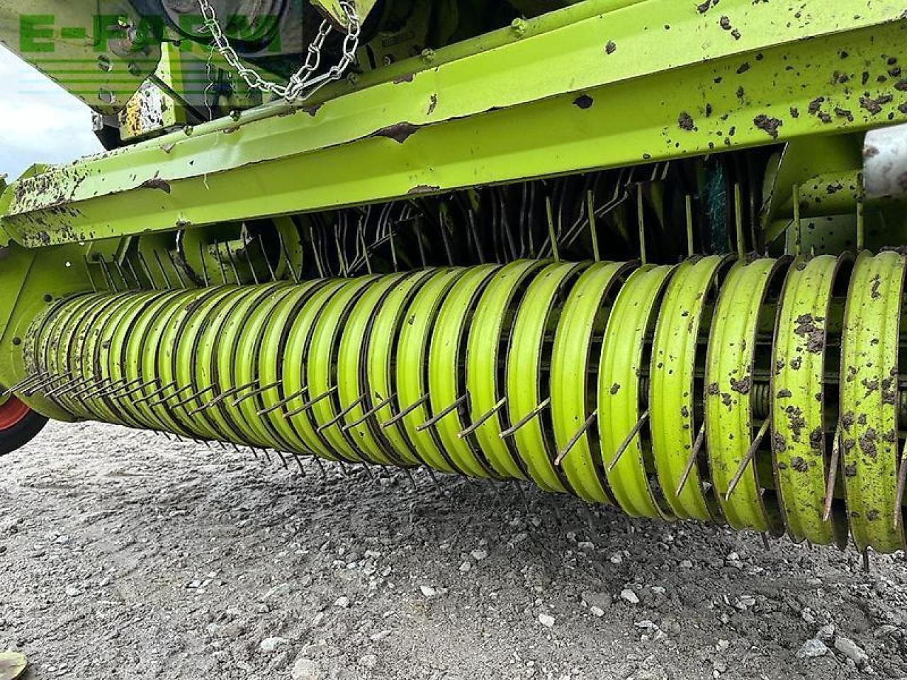 CLAAS rollant 255 rc uniwrap - Kīpu prese: foto 4 CLAAS rollant 255 rc uniwrap - Kīpu prese: foto 4